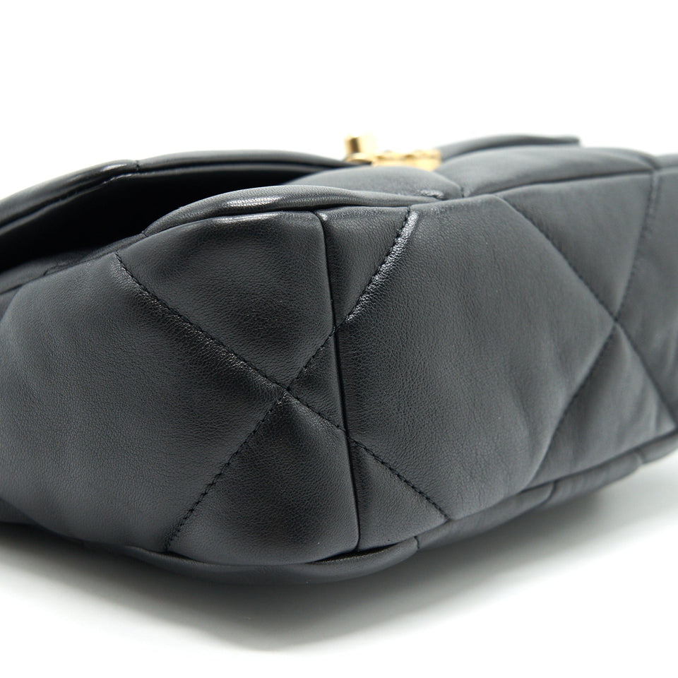 Chanel SMALL 19 BAG BLACK