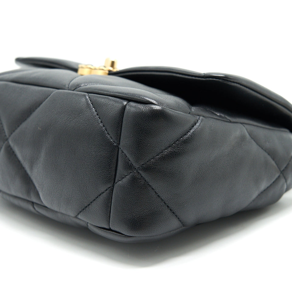 Chanel SMALL 19 BAG BLACK
