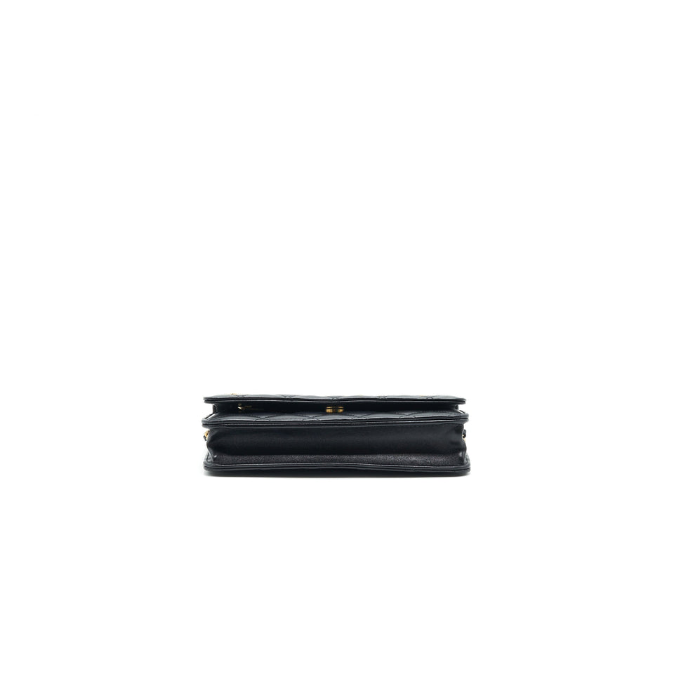 Chanel 2021 Seasonal Wallet on Chain black