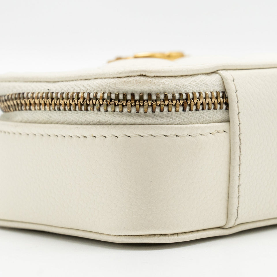 Chanel Boy Chain Clutch Caviar White  (Microchip)
