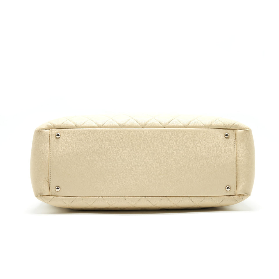 Chanel GRANT SHOPPING TOTE BAG XL GST CREAM CAVIAR