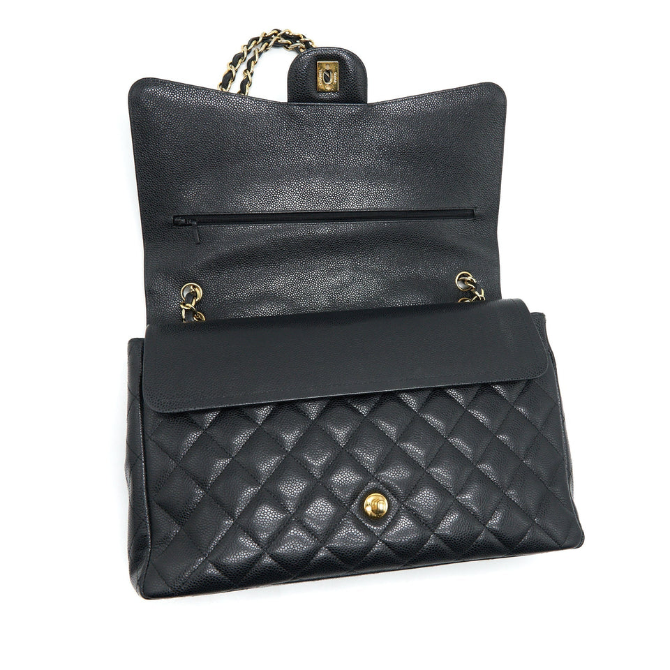 Chanel CAVIAR MAXI IN BLACK