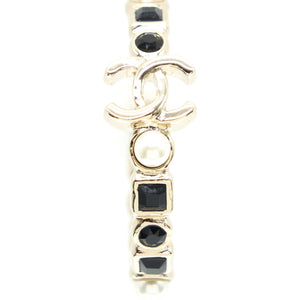 Chanel Round CC Black Earrings With Pearl