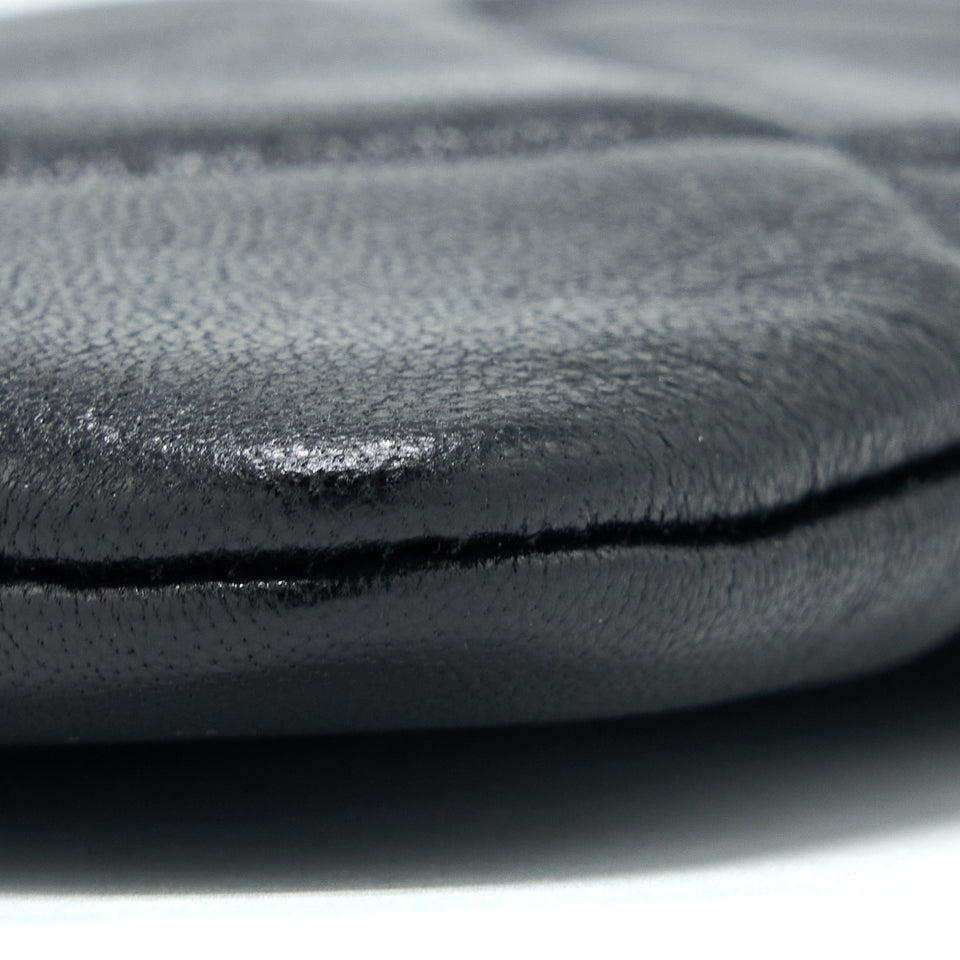 Chanel 19 Clutch Lambskin Black