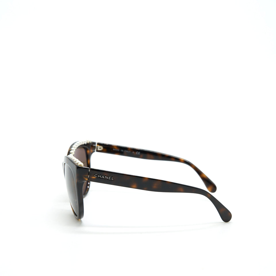 Chanel Sunglasses With Pearls