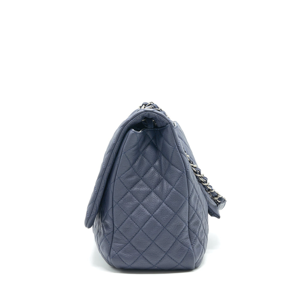 Chanel XXL Airline Classic flap bag in Navy