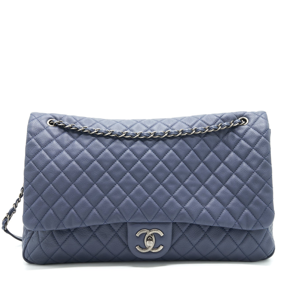 Chanel XXL Airline Classic flap bag in Navy