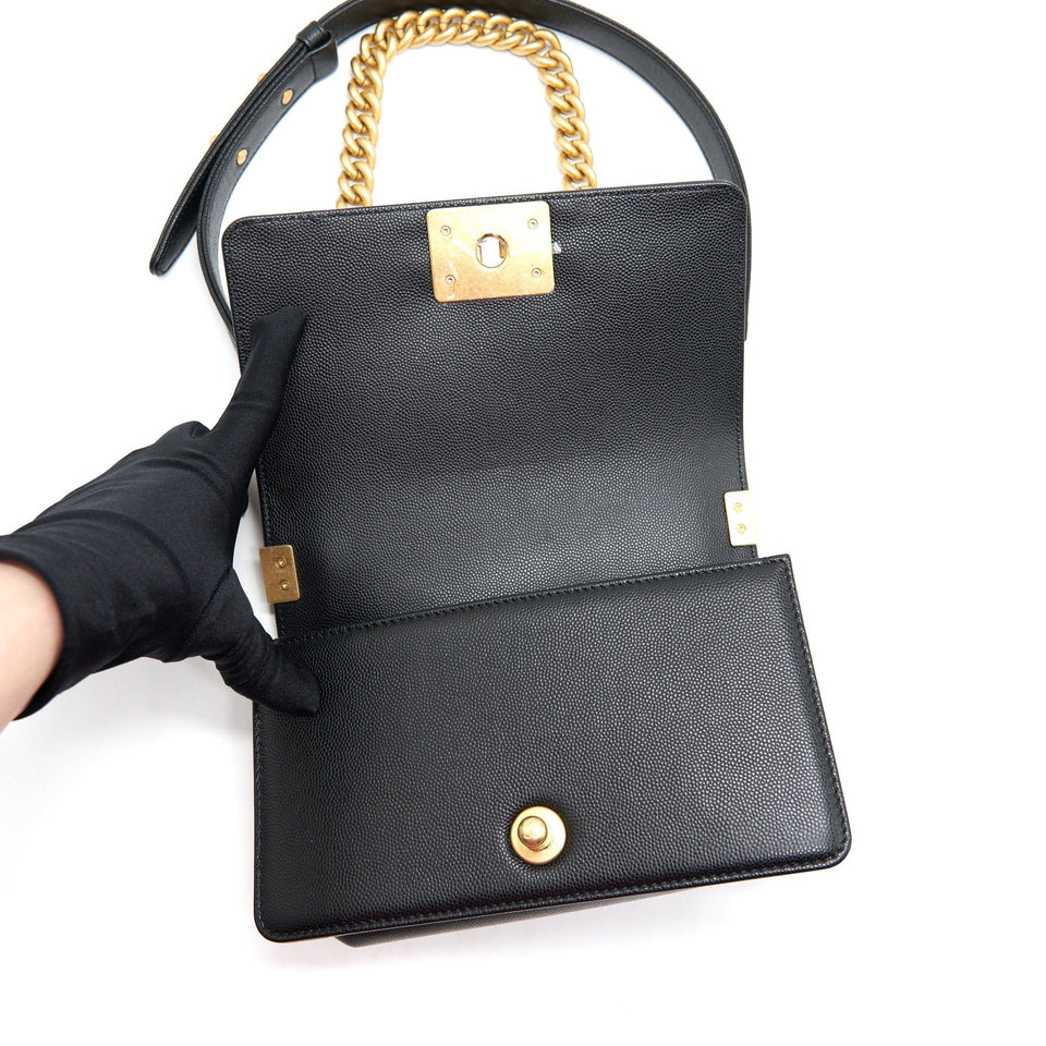 Chanel Small Boy Bag Caviar Black brushed  Year 2021 (microchip serial）