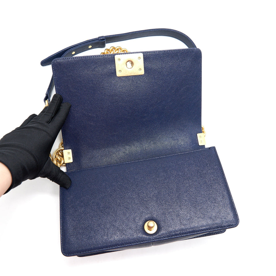 Chanel Boy Chanel Old Medium Caviar Navy with