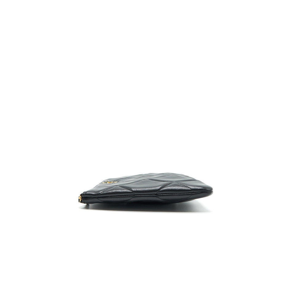 Chanel 19 Pouch black
