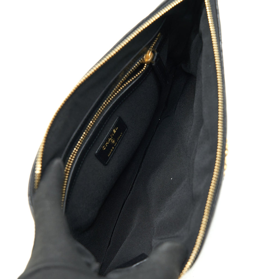 Chanel 19 Pouch black