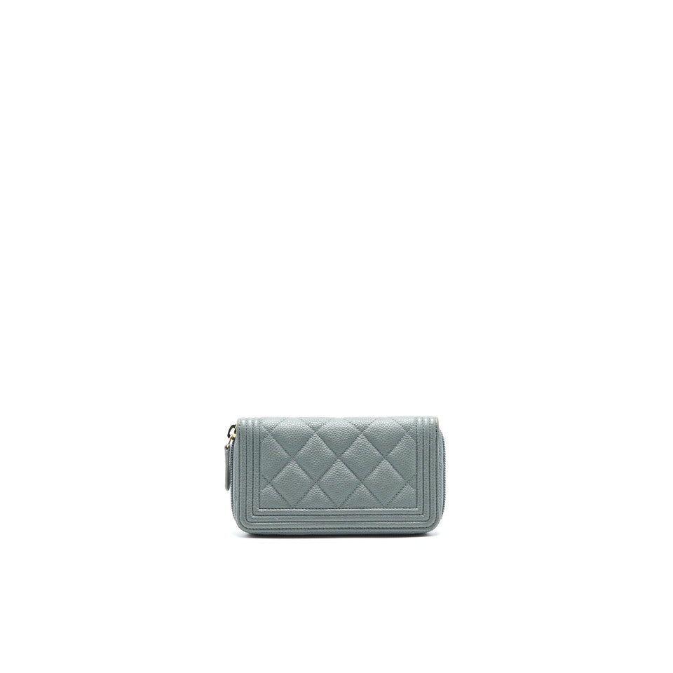 Chanel Caviar small Zip Wallet Grey