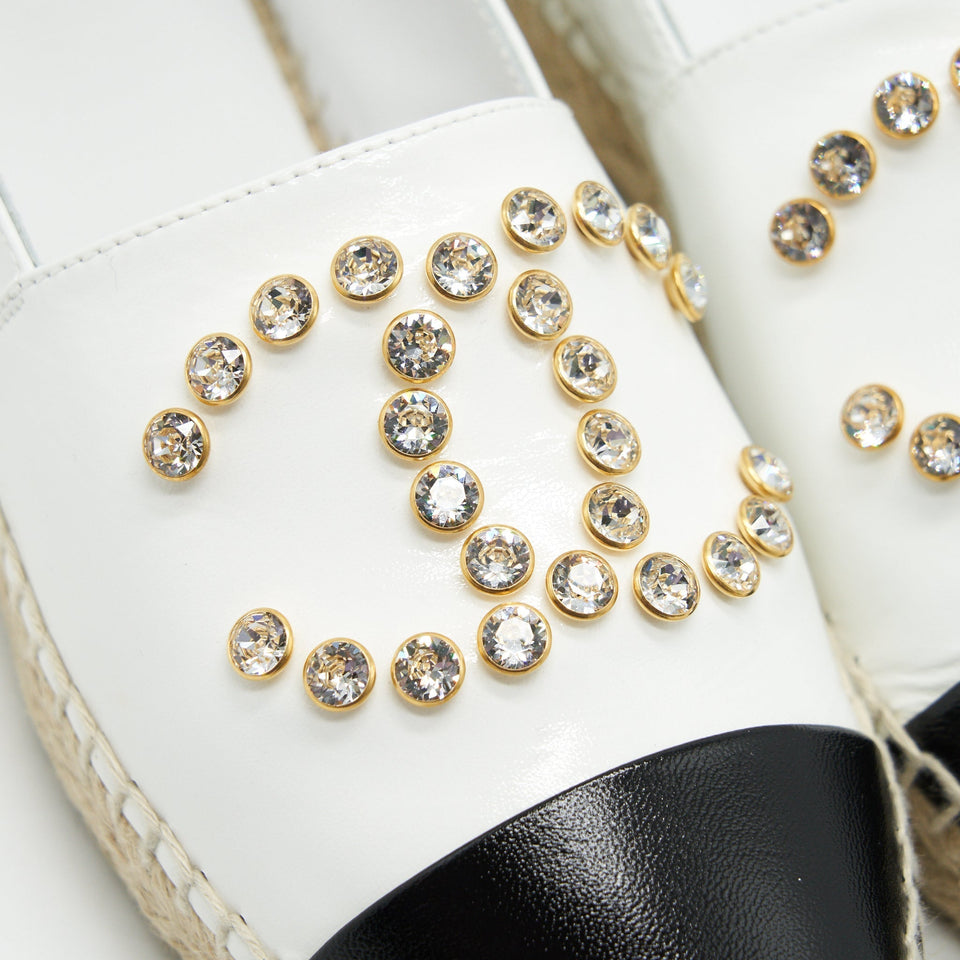 Chanel White & Black Espadrilles Size35