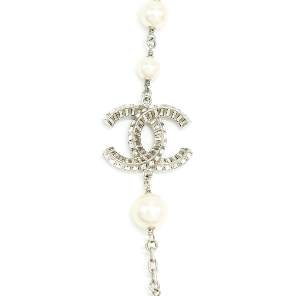 Chanel CC Logo And Pearl Long Necklace Silver Tone