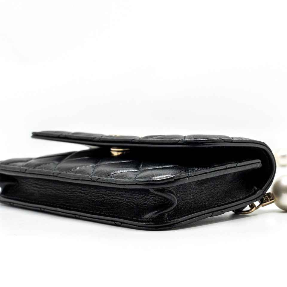 Chanel CC Logo Clutch with Giant Pearl Chain Lambskin Black L