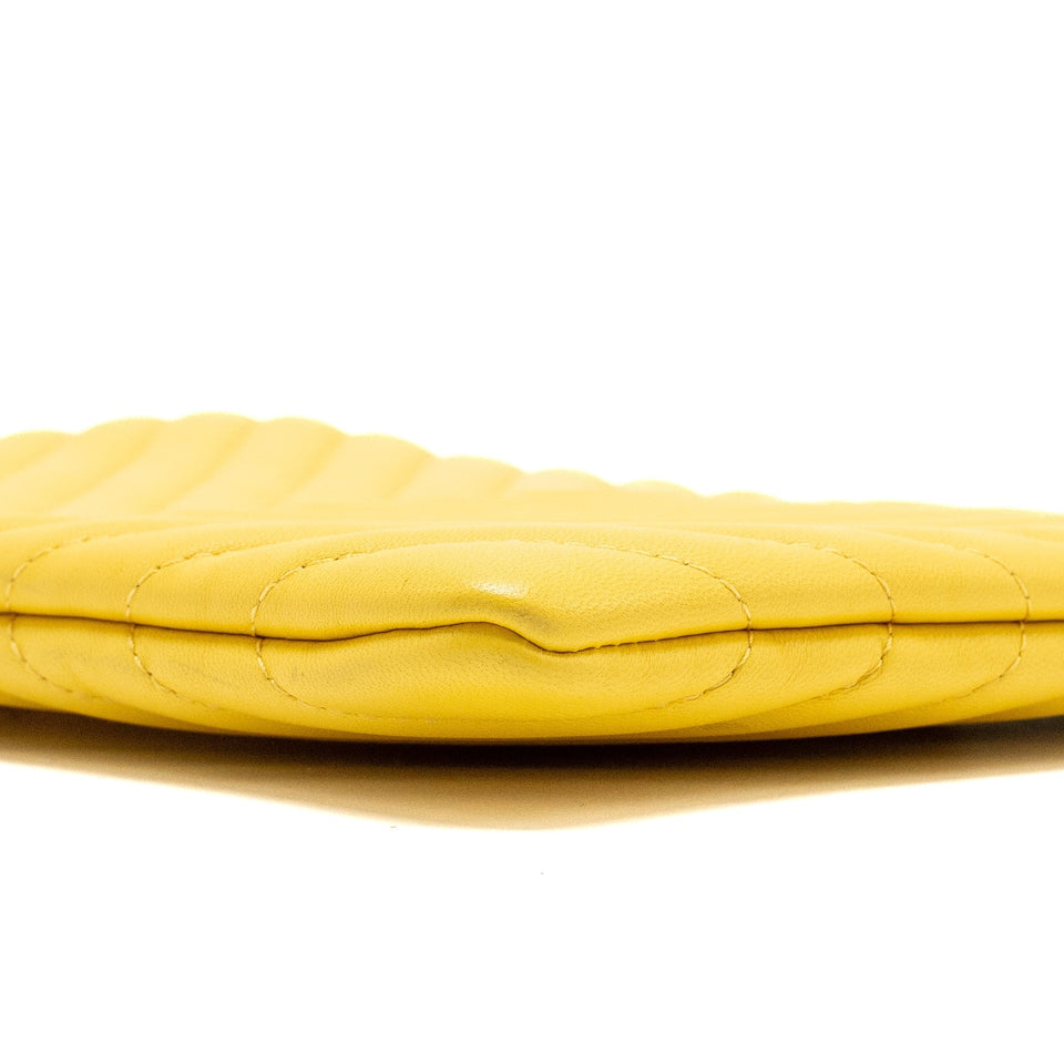 Chanel Chevron zip pouch / clutch lambskin yellow L
