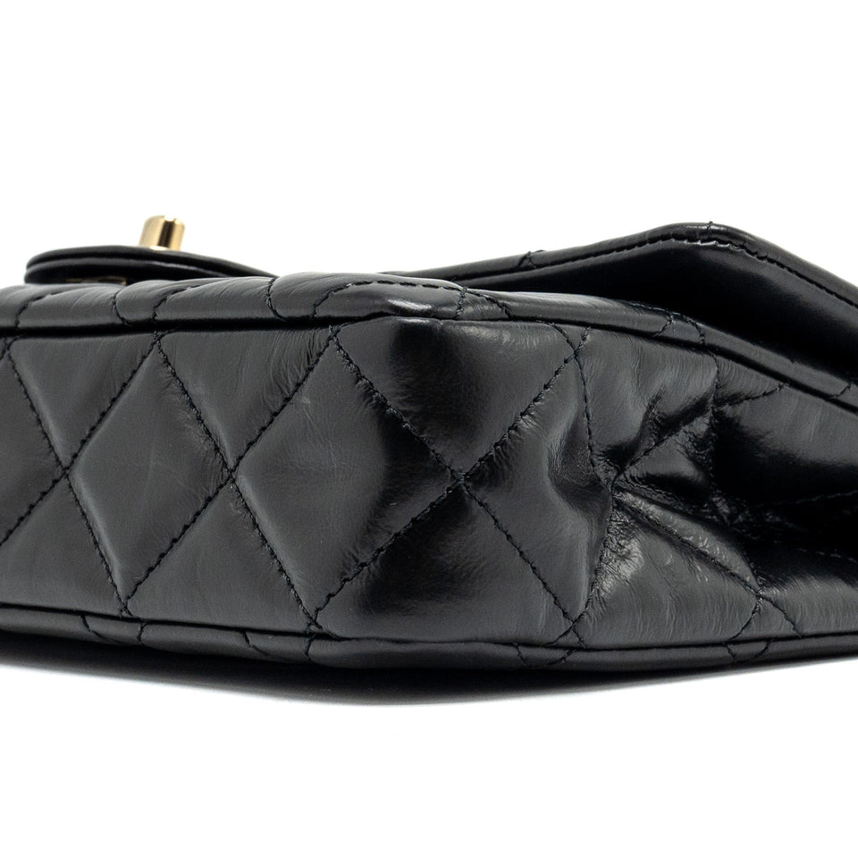 Chanel 23A classic flap clutch shiny calfskin black L (microchip)