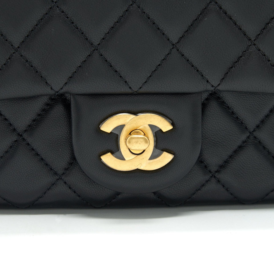 Chanel 22C Pearl Crush Mini Square Rectangular Flap Bag Black （Microchip)