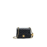 Chanel 22C Pearl Crush Mini Square Rectangular Flap Bag Black （Microchip)