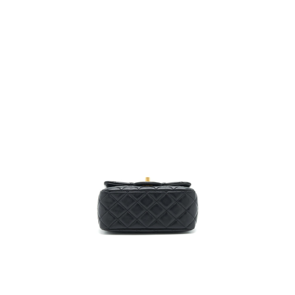 Chanel 21B pearl Crush Mini Square flap Bag Black