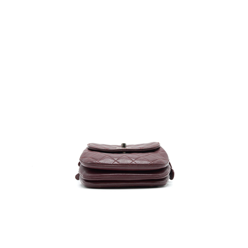 Chanel Small Flap Bag With Chain Burgundy