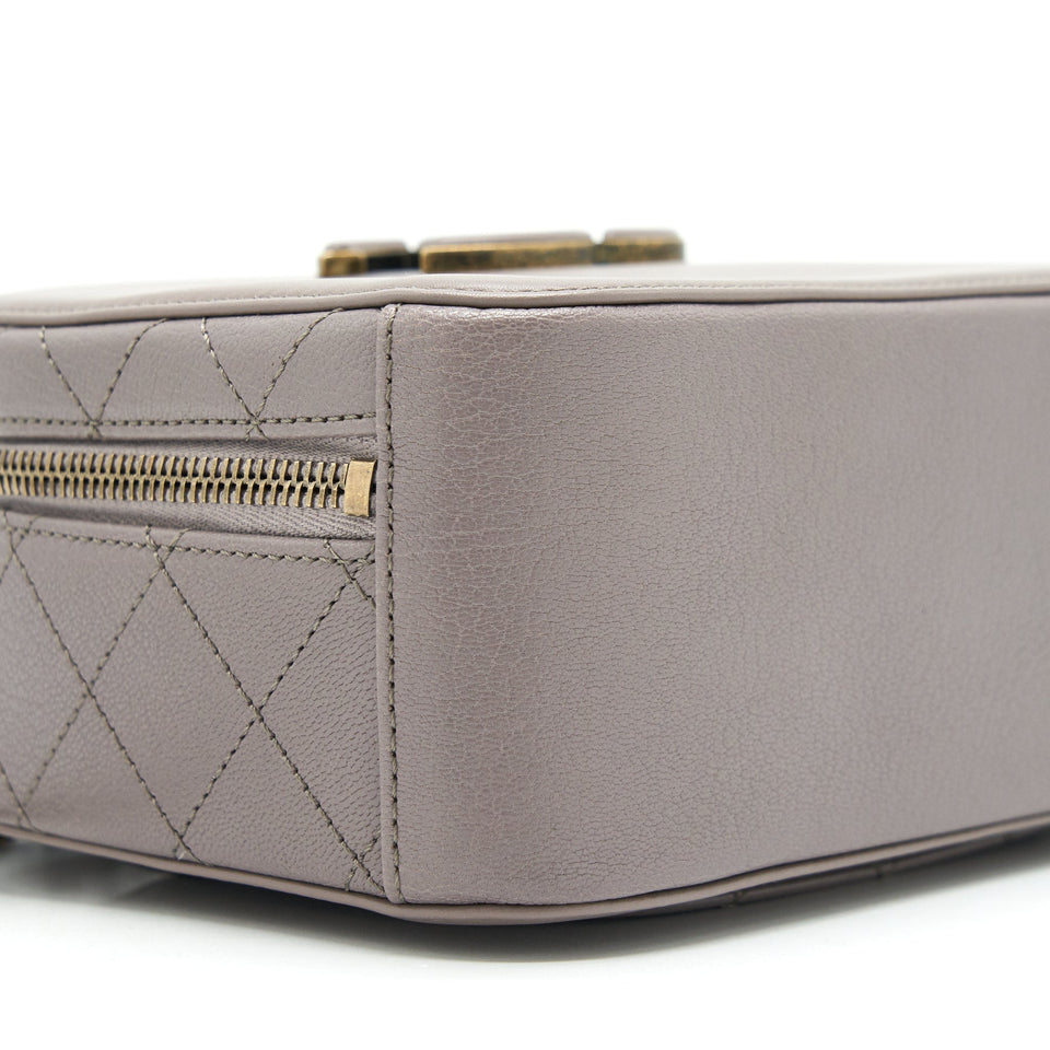 Chanel CC logo vanity with handle and Chain Grey with