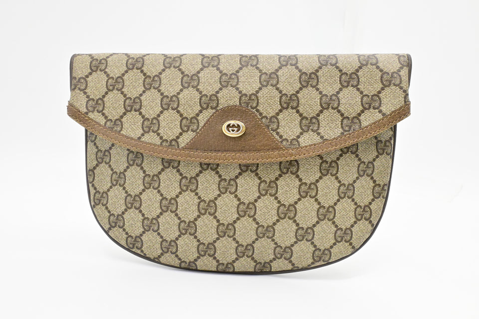Gucci Foldable Pouch in GG Supreme Canvas