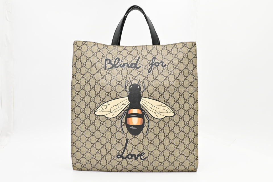Gucci Blind For Love Bee Tote in GG Supreme Canvas
