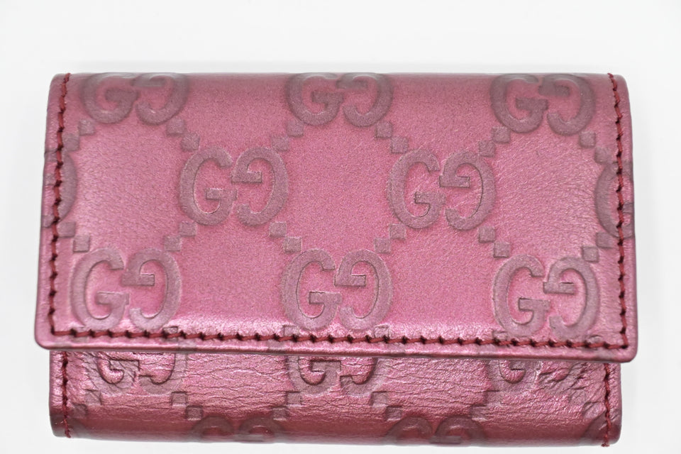 Gucci Key Pouch in Raspberry Metalic Guccissima Leather