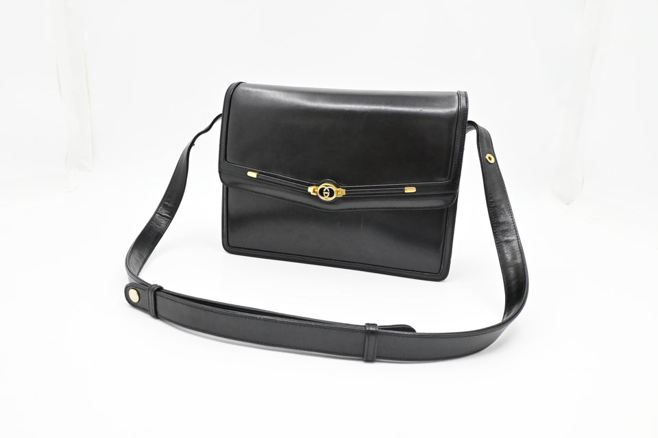 Gucci Shoulder Bag in Black Leather