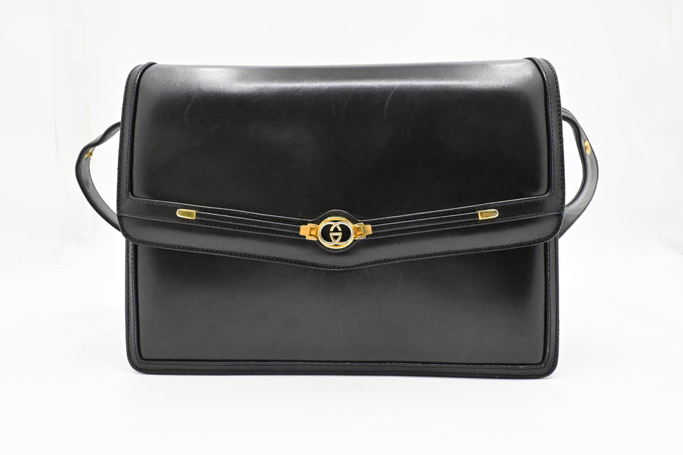 Gucci Shoulder Bag in Black Leather