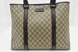Gucci Shoulder Bag in GG Supreme Canvas