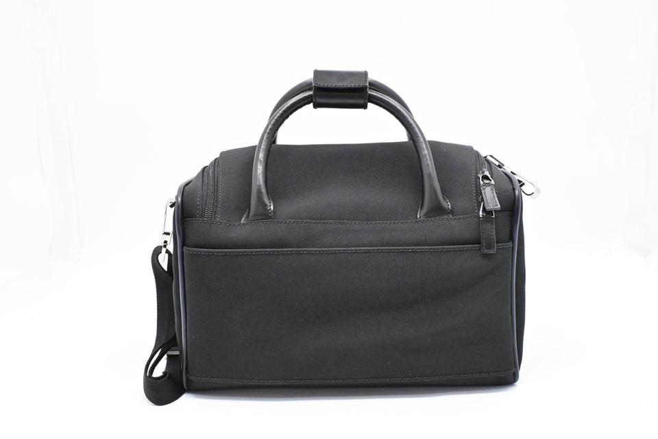 Gucci Cosmetic Shoulder Bag in Black Canvas