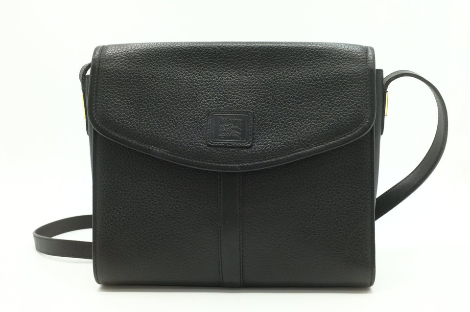 Burberry Shoulder Bag in Black Leather