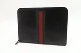 Gucci Zipped Clutch in Black Leather