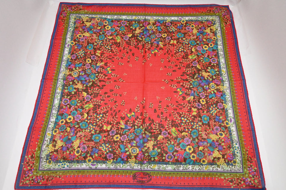Gucci Floral Scarf in Red Cotton