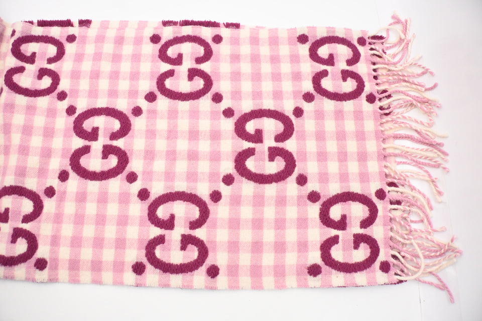 Gucci Scarf in Pink Checked Wool