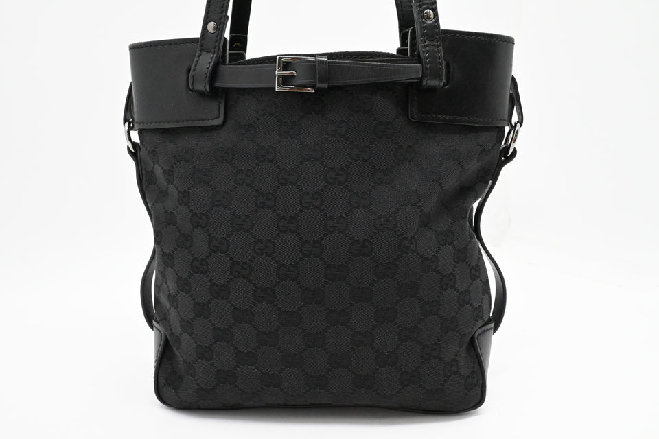 Gucci Shoulder bag in Black GG Canvas