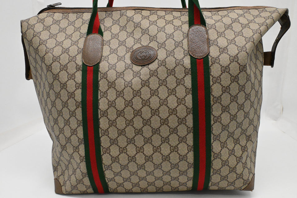 Gucci Travel Tote Bag in GG Supreme Canvas