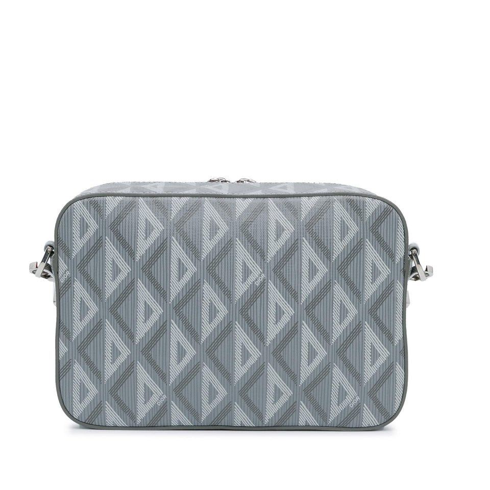 Dior CD Diamond Safari Bag with Strap (SHG-R2vThP)