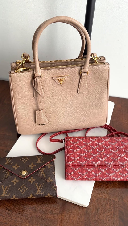 Louis Vuitton Monogram Canvas Red Kirigami Envelope Pouch MM