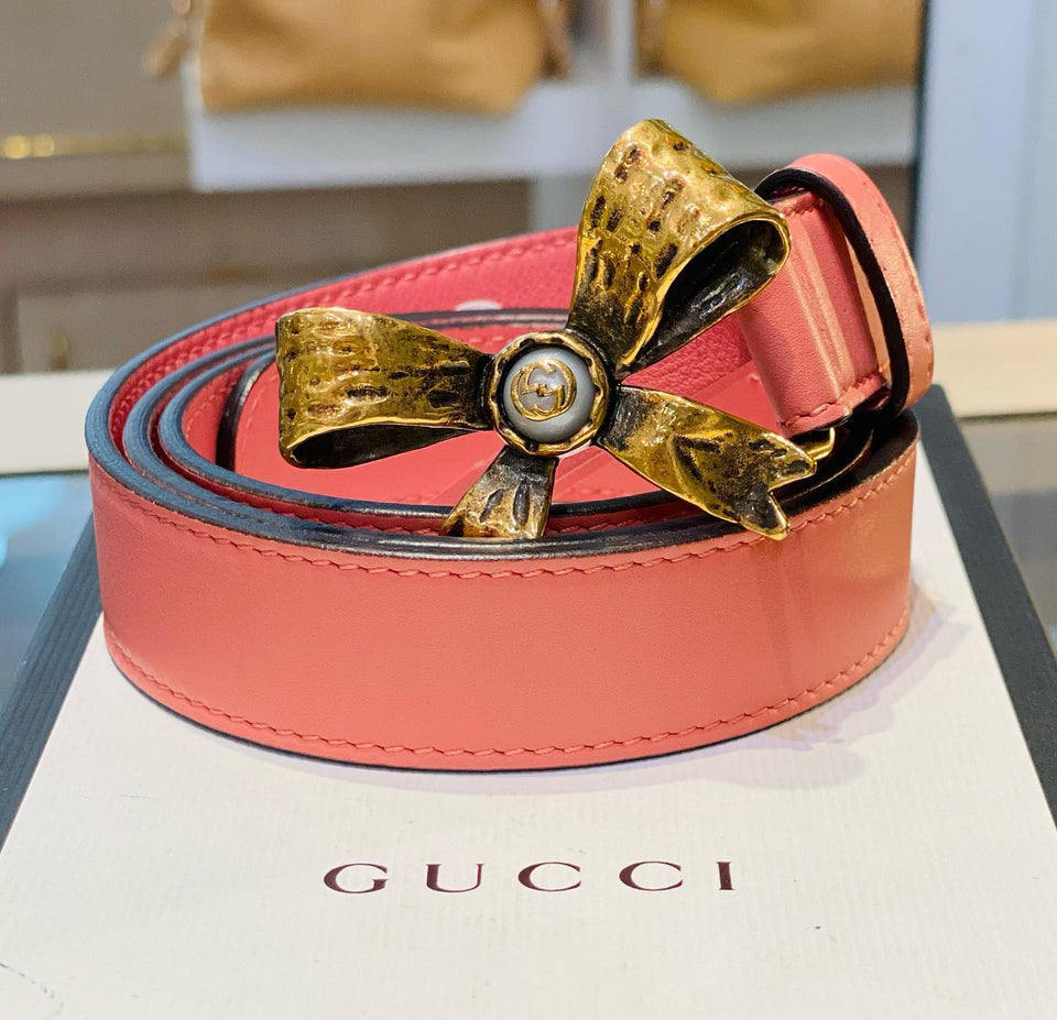 Gucci Leather Metal Bow Buckle Belt