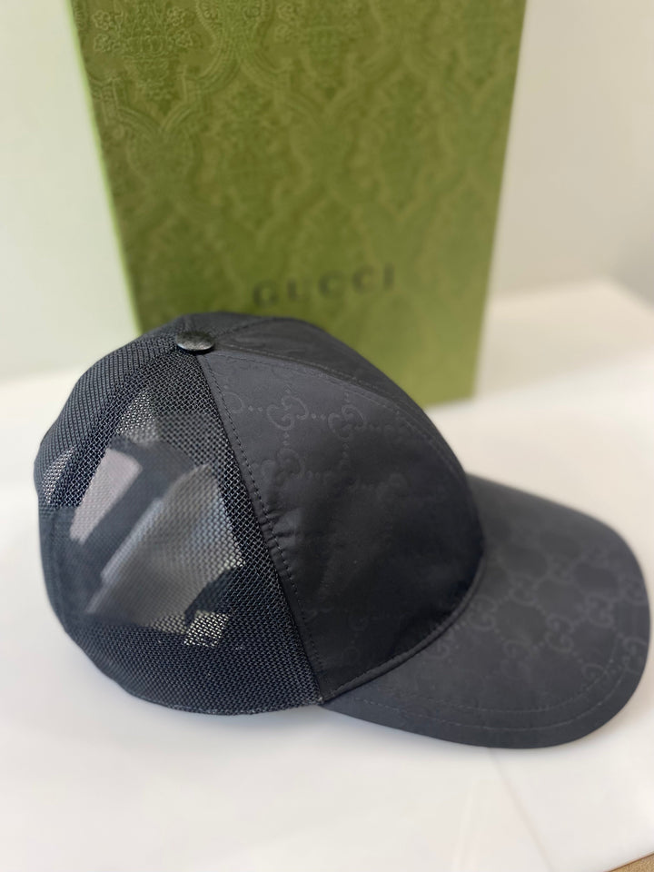 Gucci GG MONOGRAM NYLON MESH BASEBALL CAP
