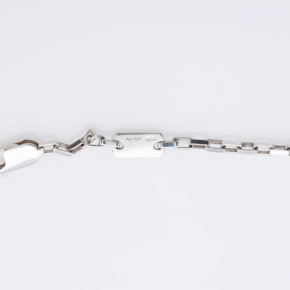 Gucci Sterling Silver Logo Plate Chain Link Necklace