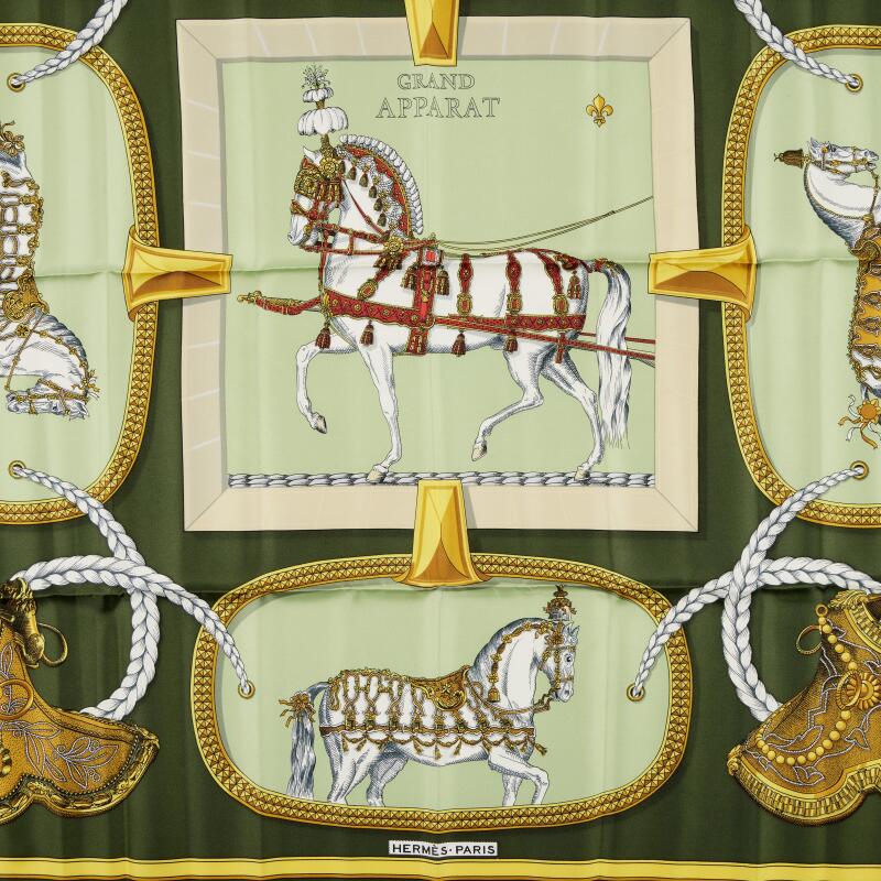 Hermes LES CARRÉS DE TOUJOURS “GRAND APPARAT” SILK SCARF