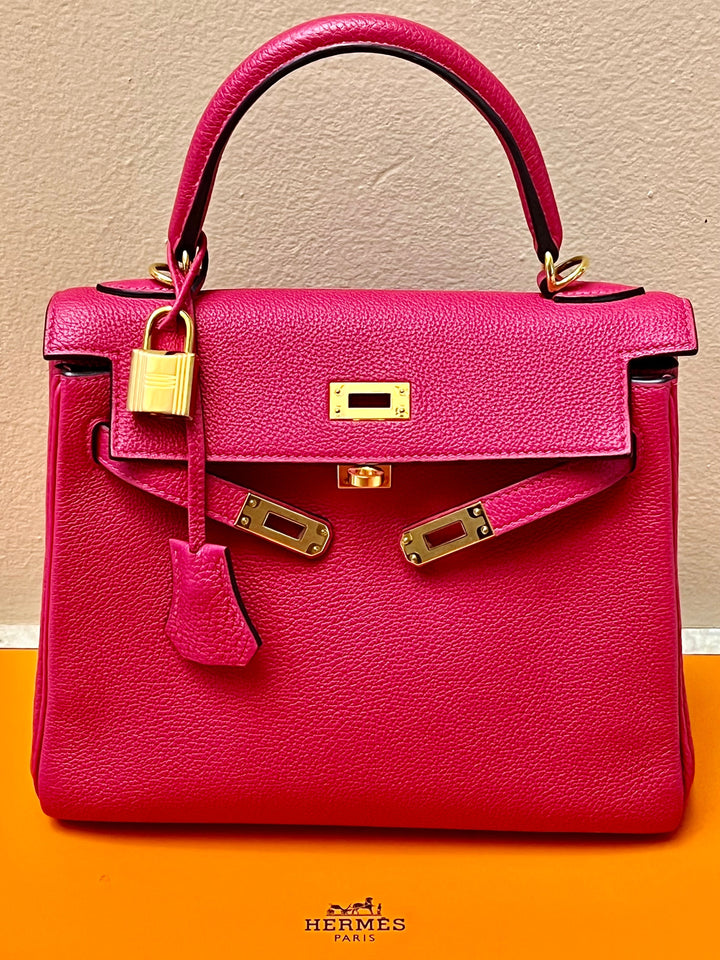 Hermes Kelly 25 CLEMENCE LEATHER BAG IN ROSE EXTREME