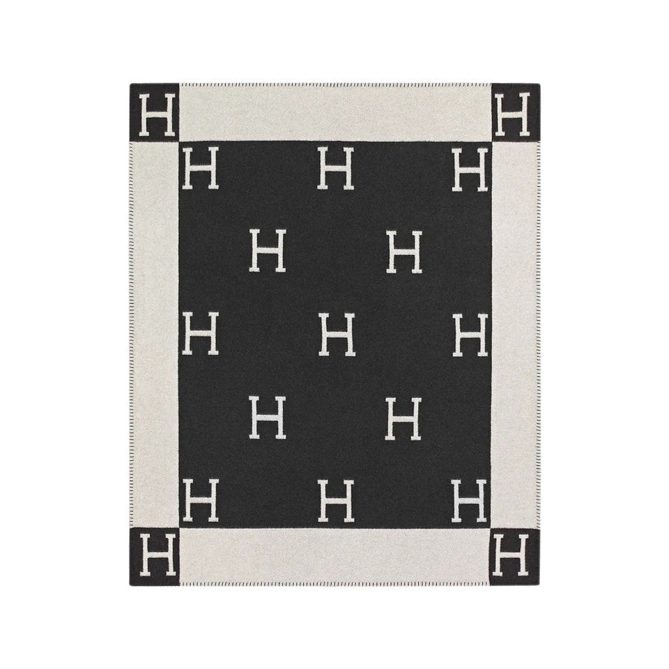 Hermes AVALON WOOL CASHMERE SIGNATURE CLASSIC THROW BLANKET