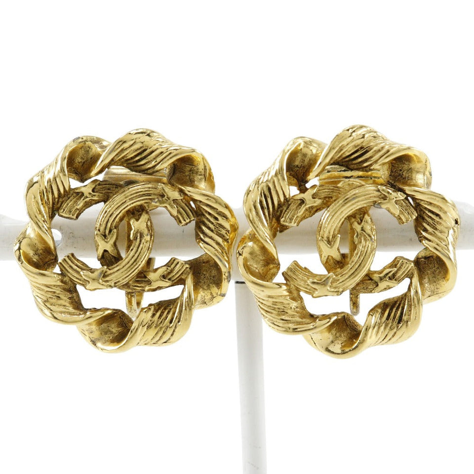 Chanel Round Coco Mark Earrings Vintage