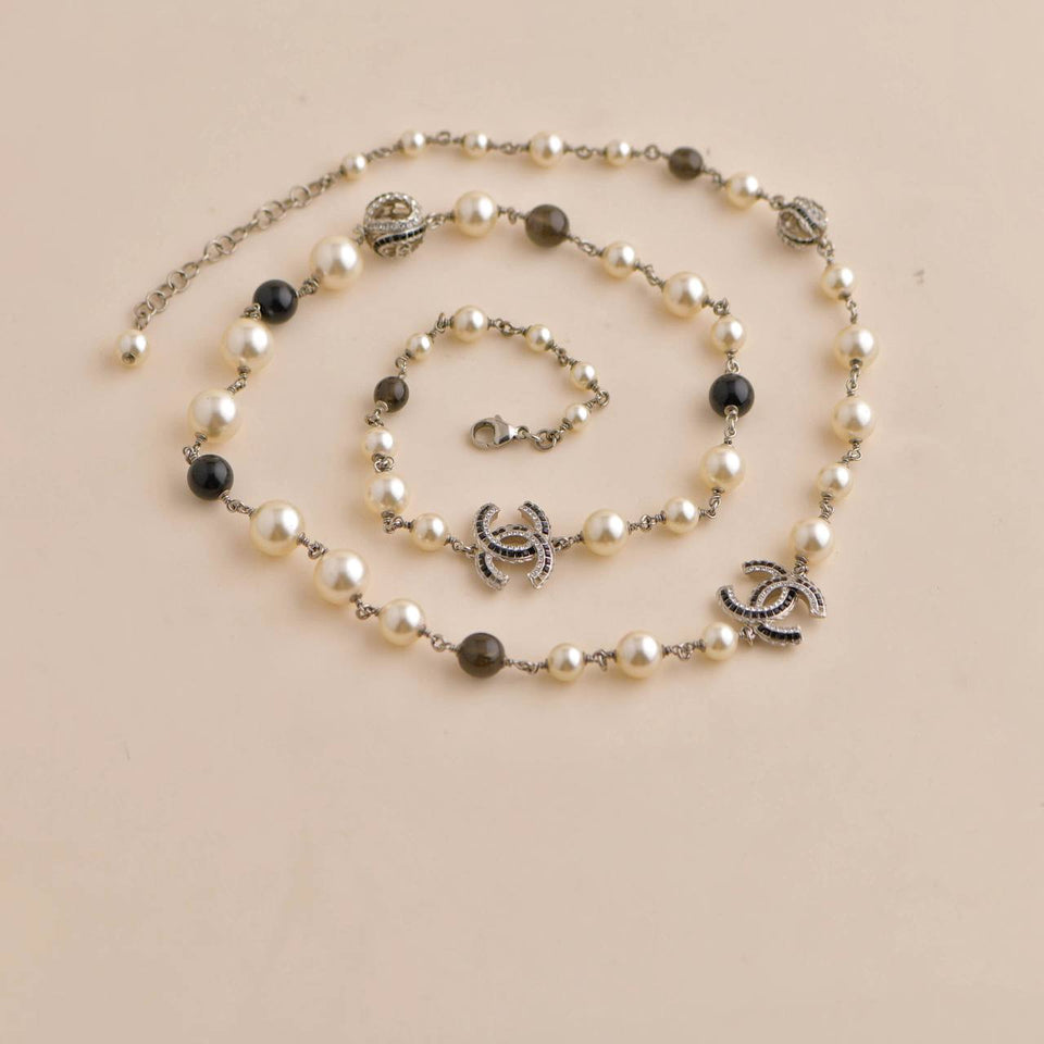 Chanel CC Faux Pearl Crystal Enamel Gold Tone Necklace