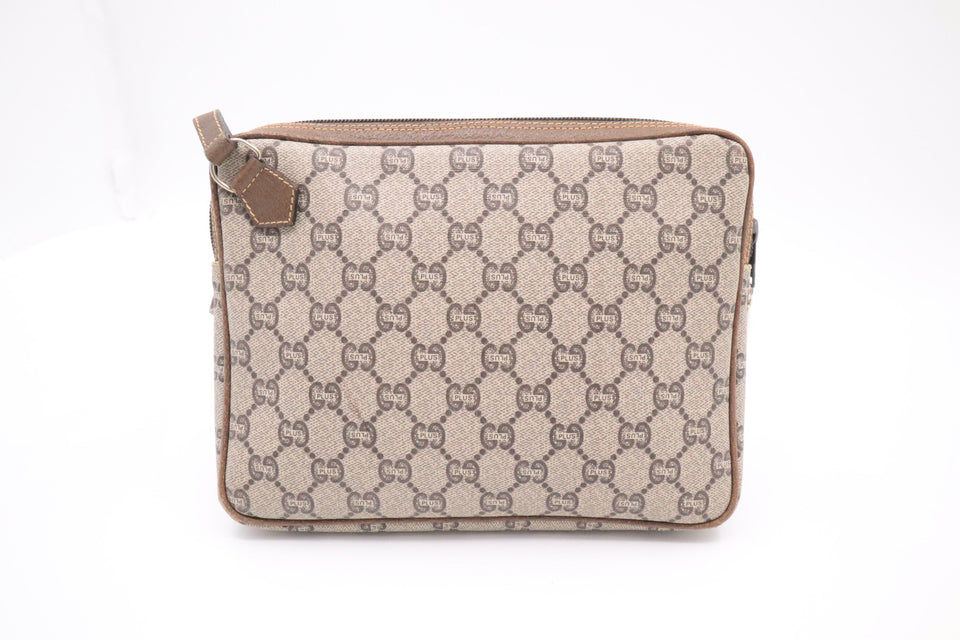 Gucci Clutch Bag in GG Plus Supreme Canvas